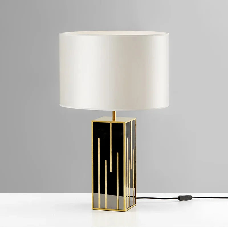 Luxury Gold Metal LED Desk Lamp for Hotel Bedroom & Study
