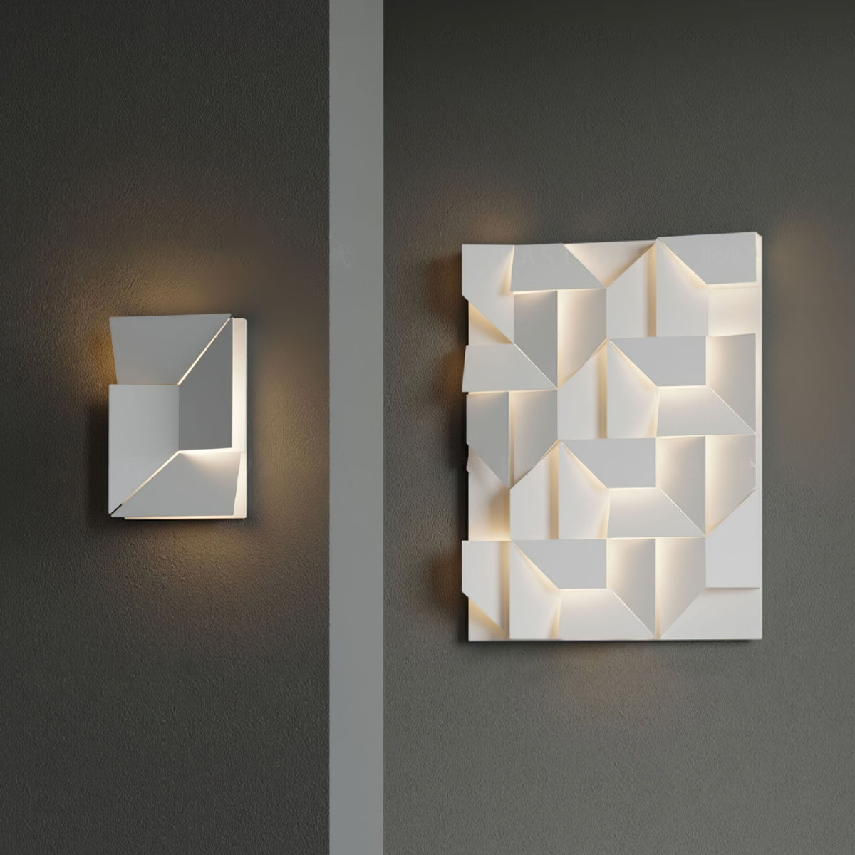 Shadows Grand Plug-in Sconce