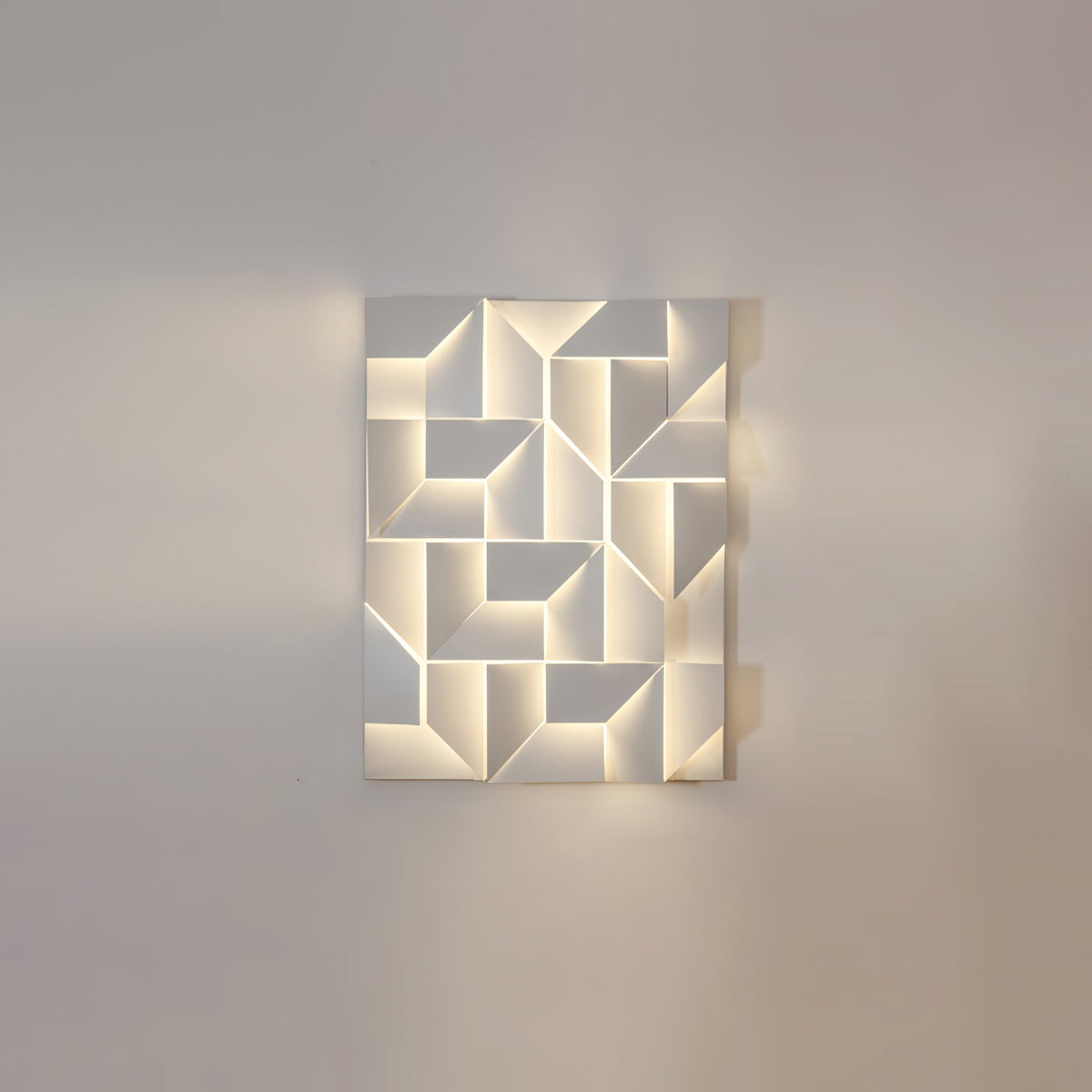 Shadows Grand Plug-in Sconce