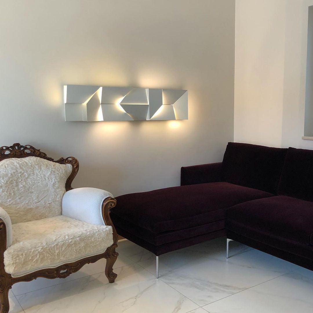 Shadows Grand Plug-in Sconce