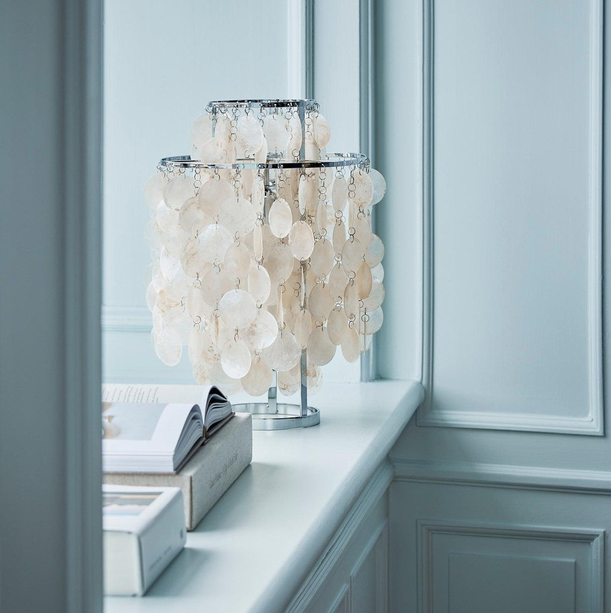 Shell Table Lamp 11.8"