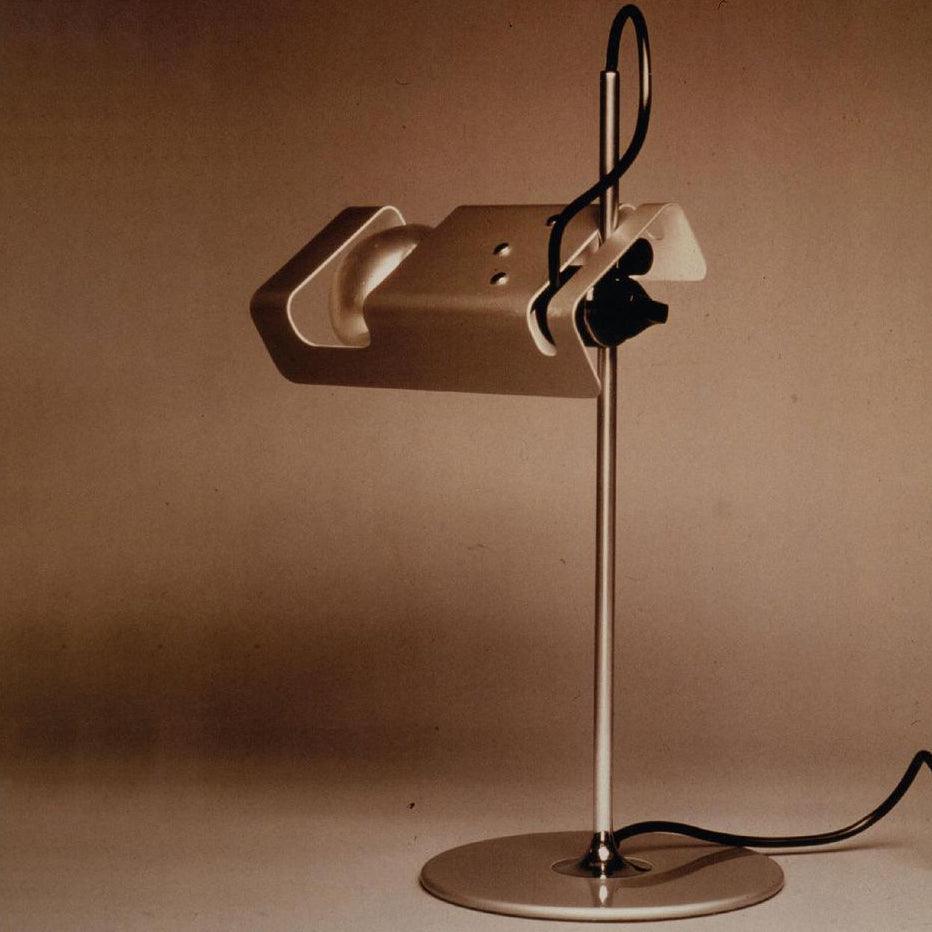 Spider Table Lamp 9.1"