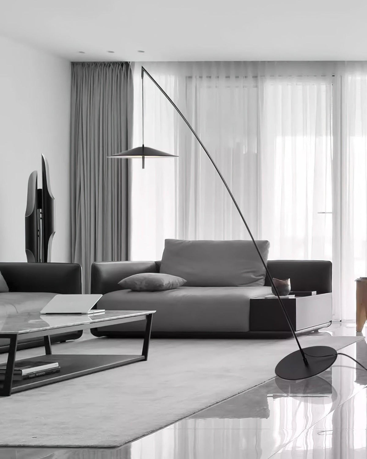 Steadfast Floor Lamp 19.7"