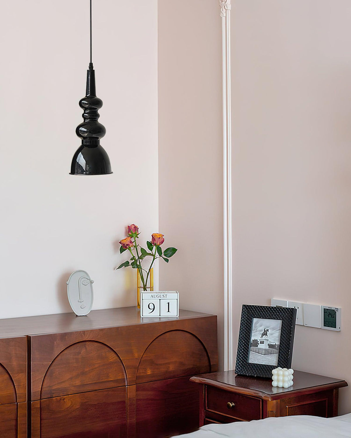 Svelte Noir Pendant Light 5.9"