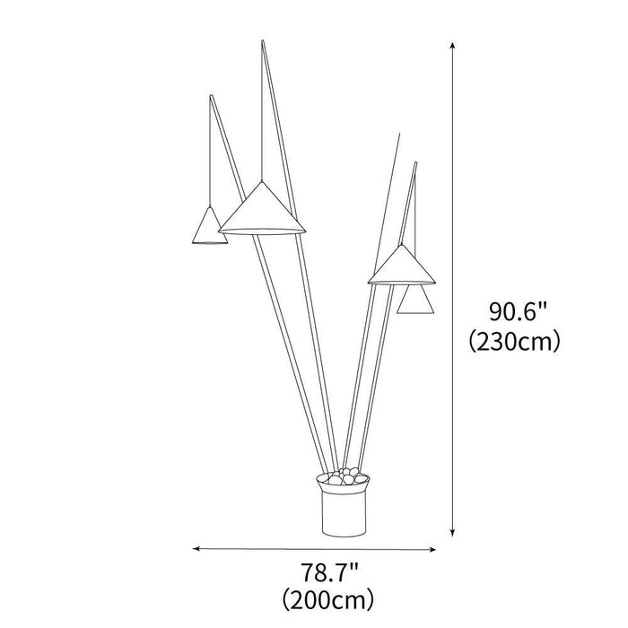 The Noir Arc Floor Lamp