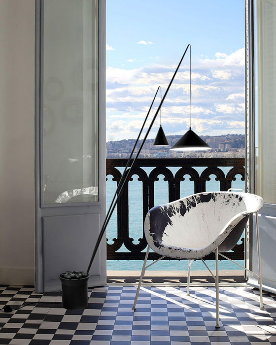The Noir Arc Floor Lamp