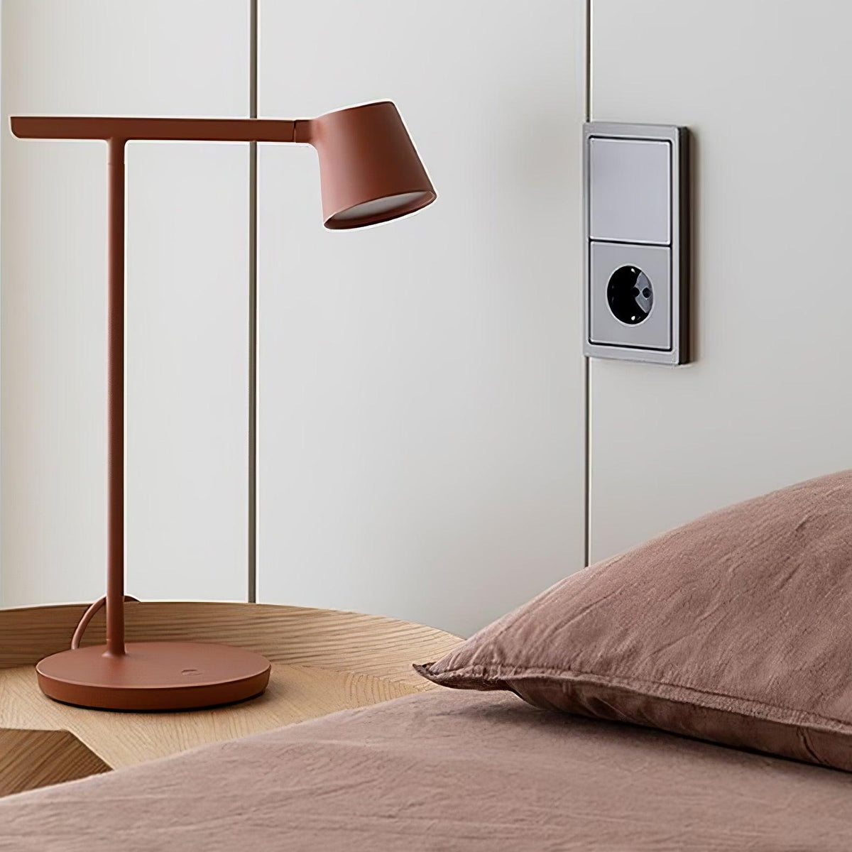 Tip Table Lamp 11.6"