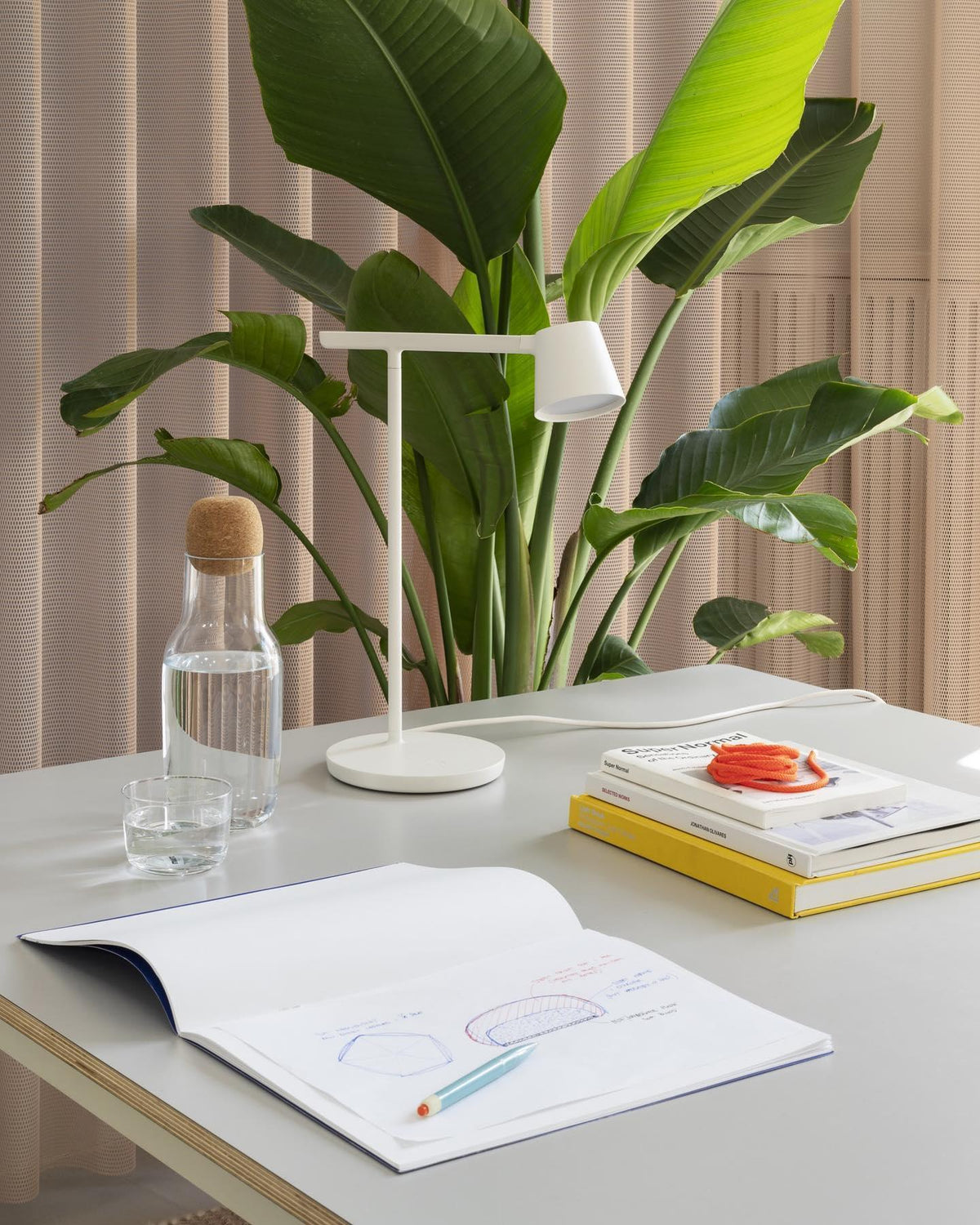 Tip Table Lamp 11.6"
