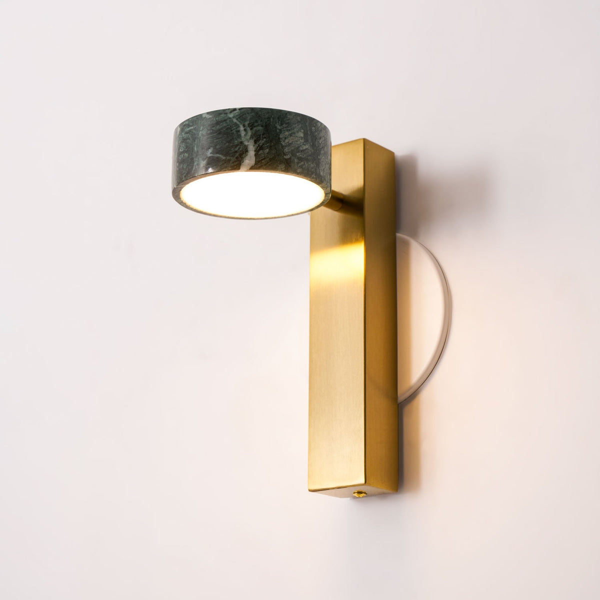 Traviso Solo Wall Sconce