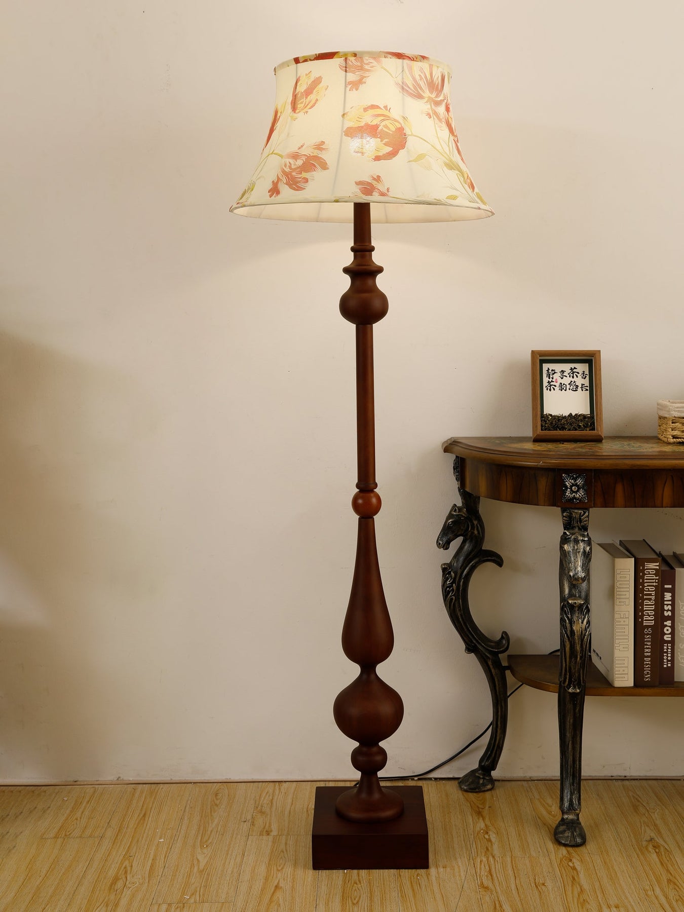 Victoria Floor Lamp- YOVINO