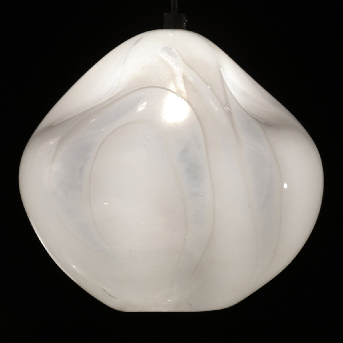VESTA 9" W Round Pendant