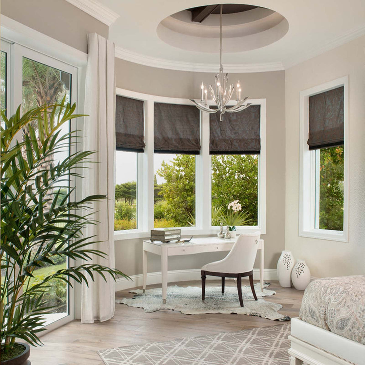 VOL DE CRISTAL 36" W Round Chandelier